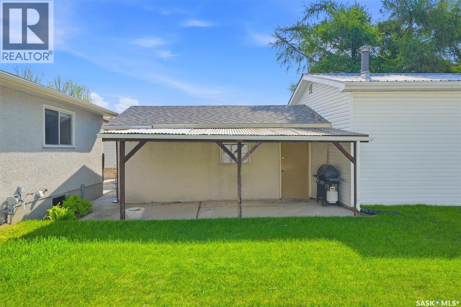 2705 37th STREET W - 29