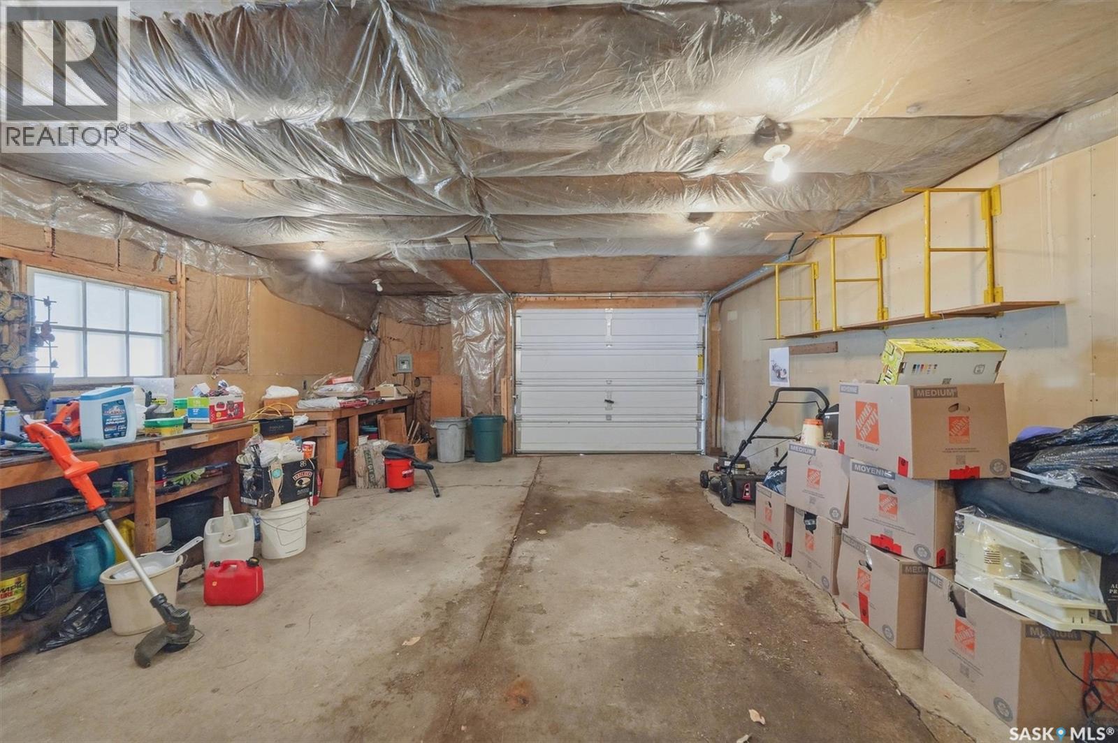 2705 37th STREET W - 33