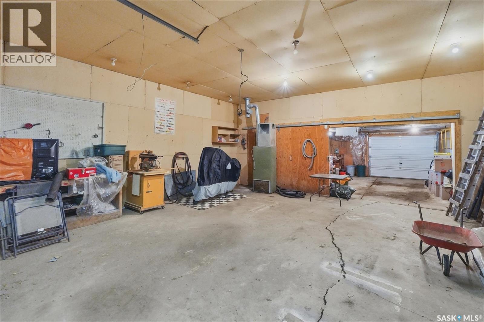 2705 37th STREET W - 36