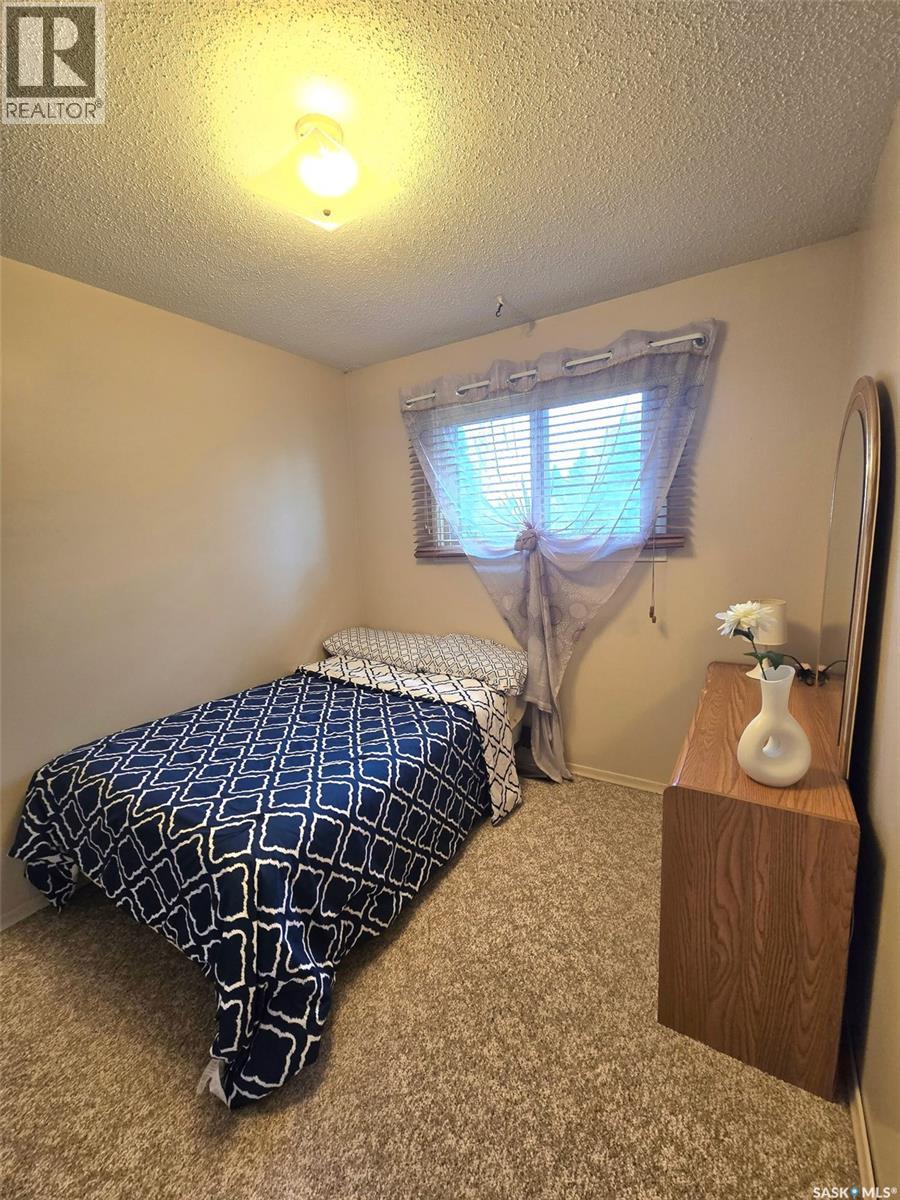 101 Collingwood CRESCENT - 19
