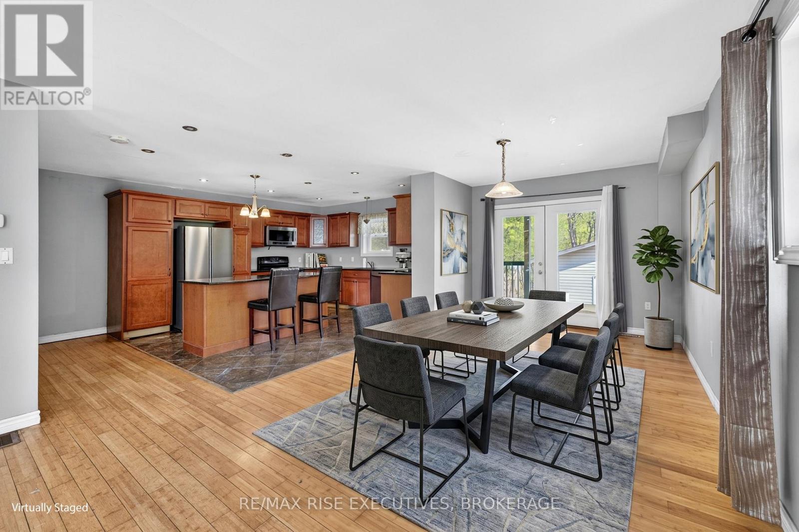 29 SEVENTH AVENUE - 9