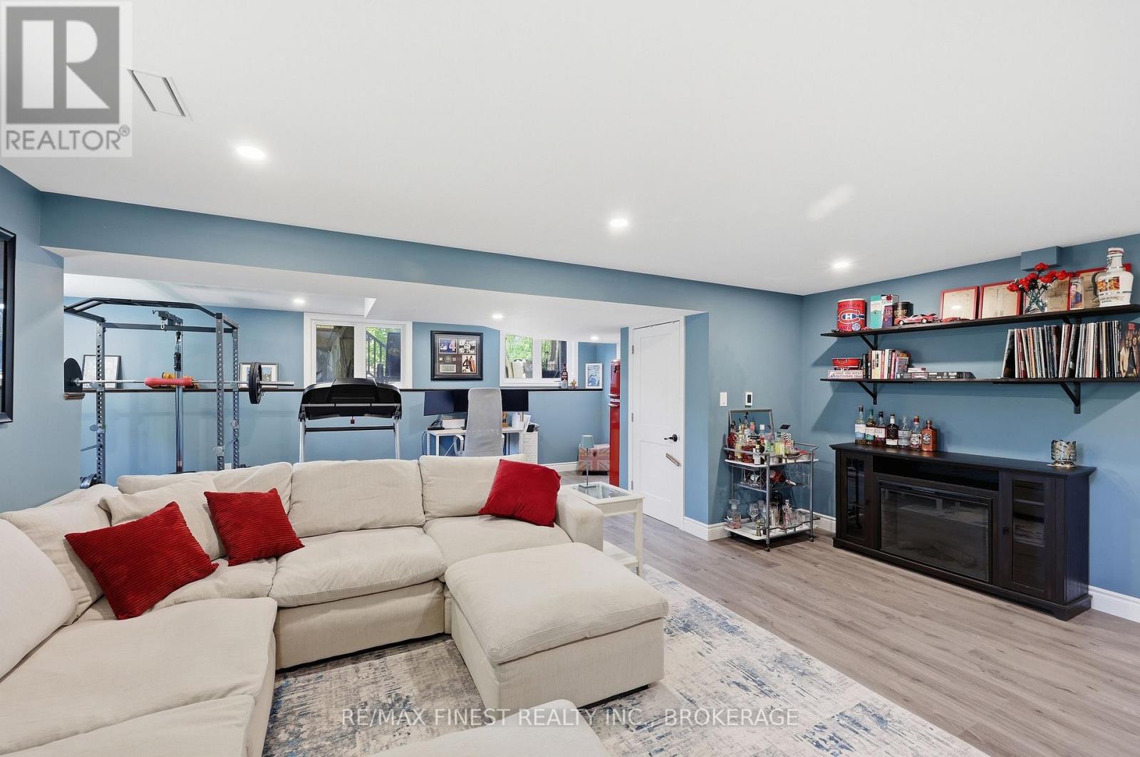 253 MILL POND PLACE - 31