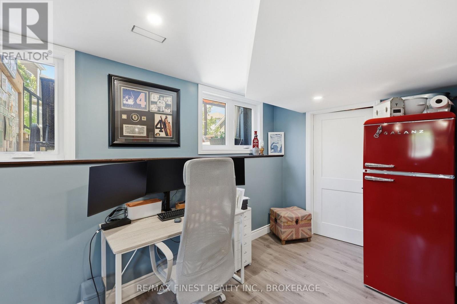 253 MILL POND PLACE - 32