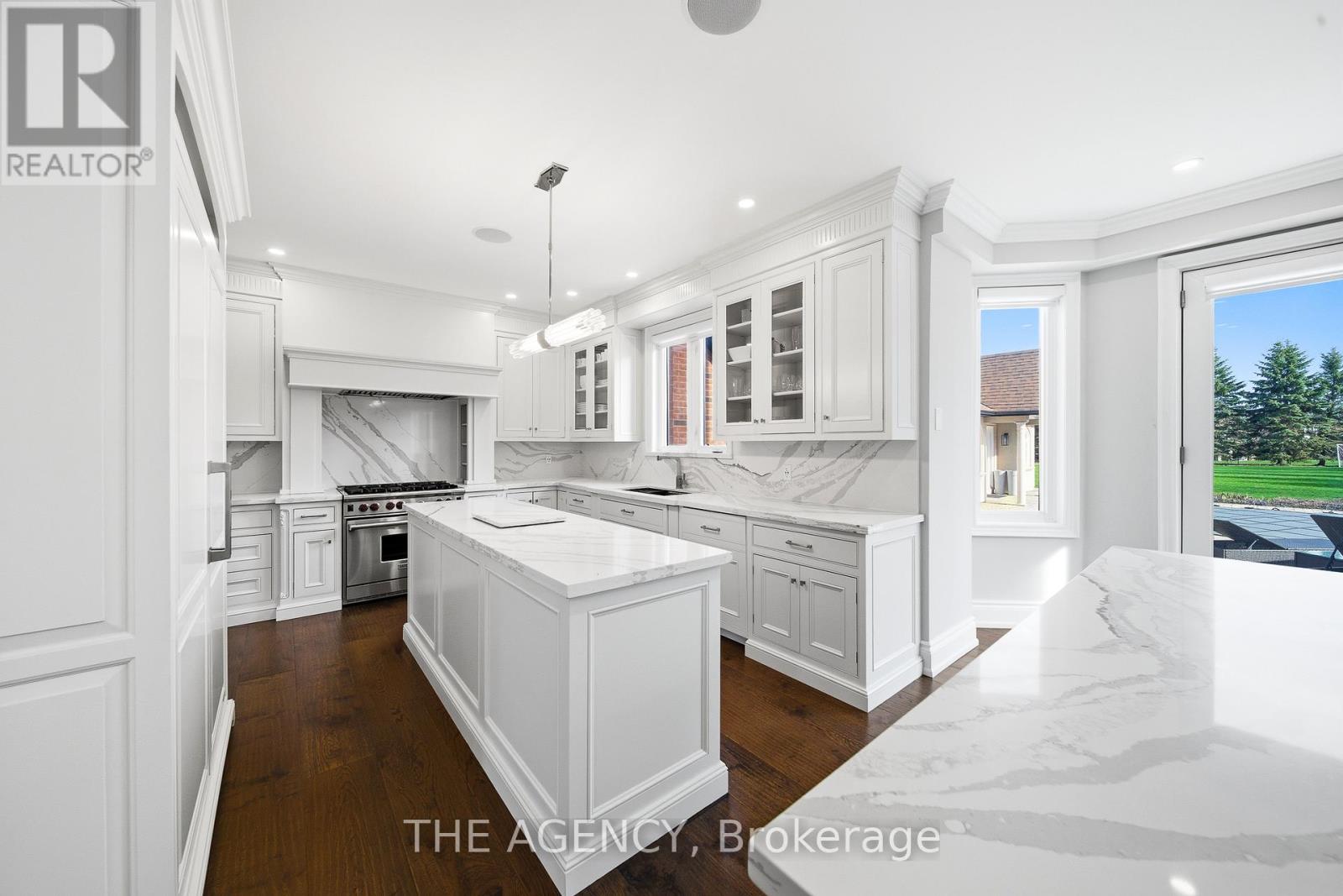 147 MACTAGGART DRIVE - 10