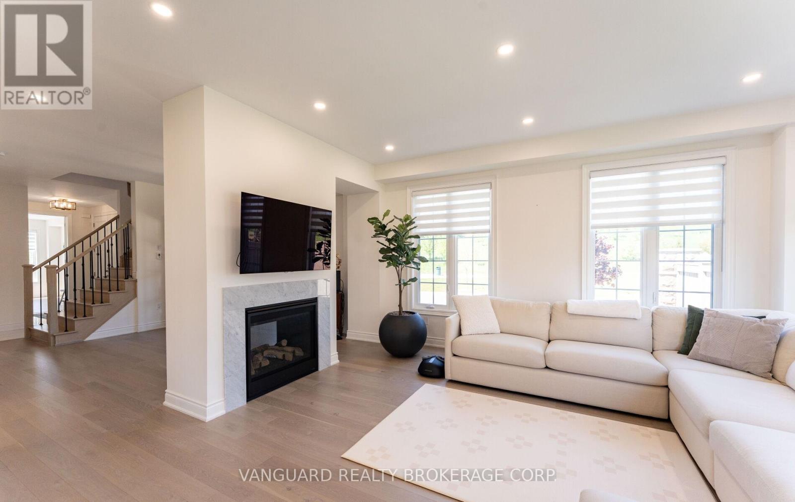 158 SCARLET WAY - 14
