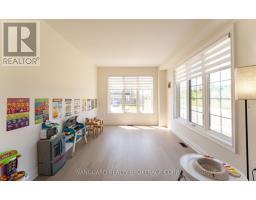Primary Bedroom - 158 Scarlet Way, Bradford West Gwillimbury, ON L3Z4J2 Photo 8