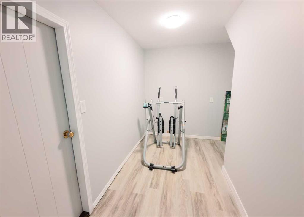 4606 57A Street — photo 24