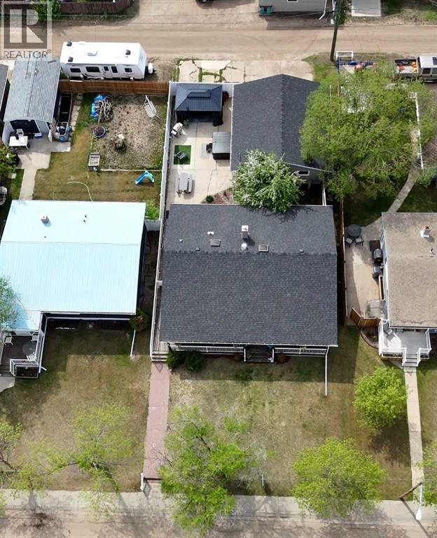 4606 57A Street — photo 40