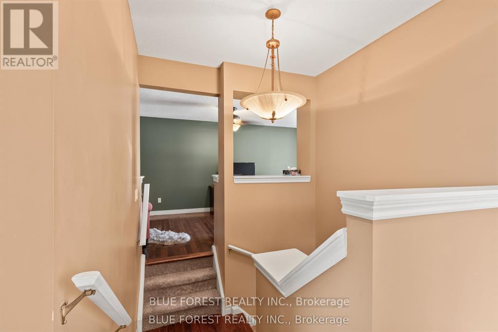 258 SOUTH LEAKSDALE CIRCLE - 17