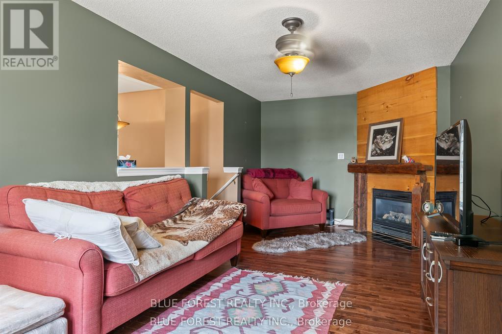 258 SOUTH LEAKSDALE CIRCLE - 19