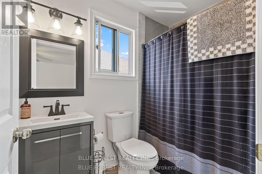 258 SOUTH LEAKSDALE CIRCLE - 24