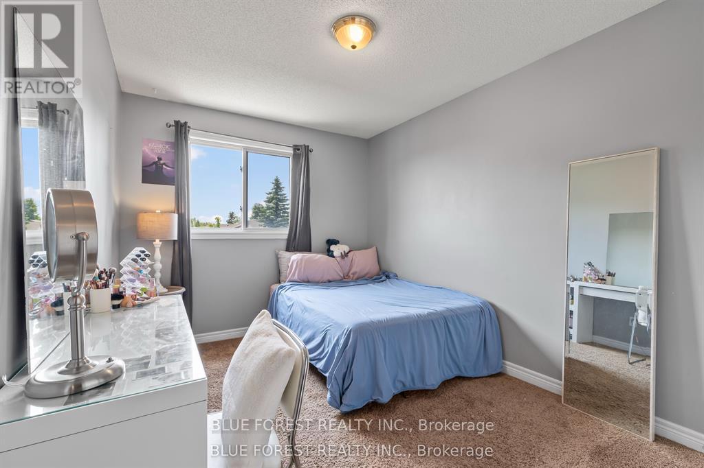 258 SOUTH LEAKSDALE CIRCLE - 26
