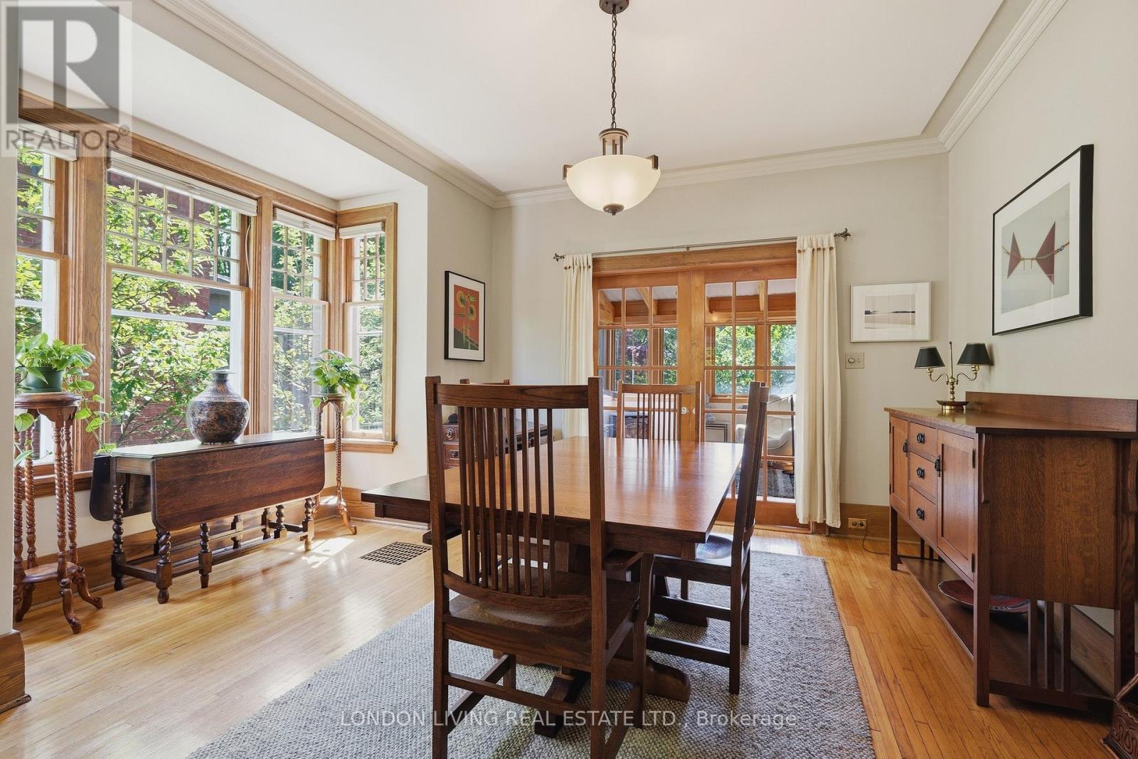 19 BELGRAVE AVENUE - 13
