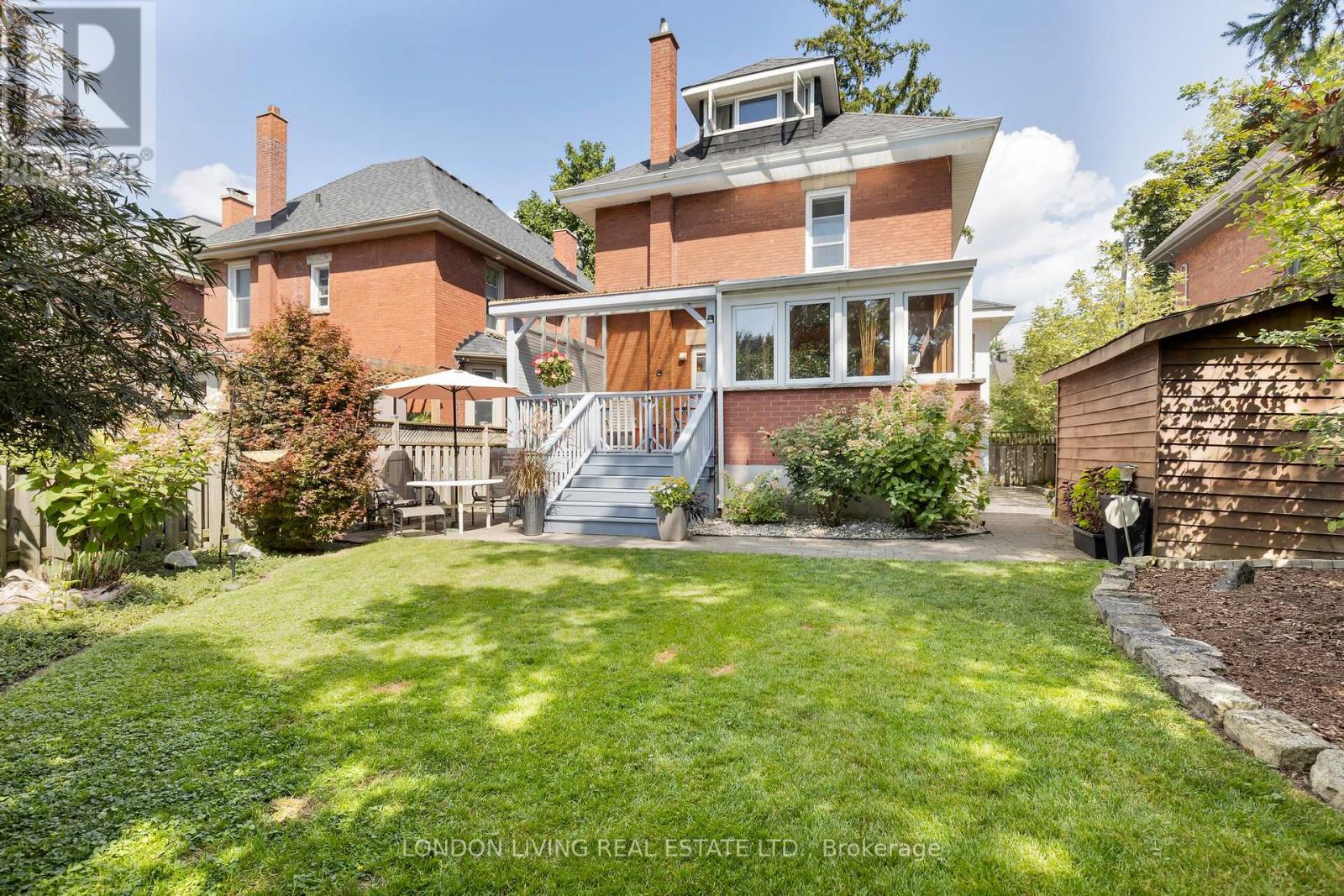 19 BELGRAVE AVENUE - 35