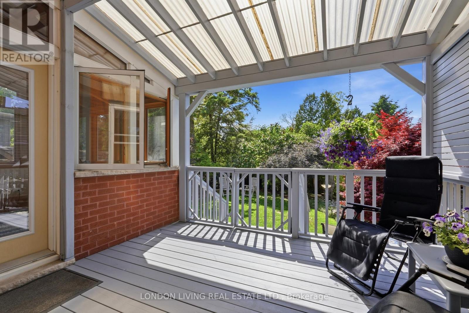 19 BELGRAVE AVENUE - 41