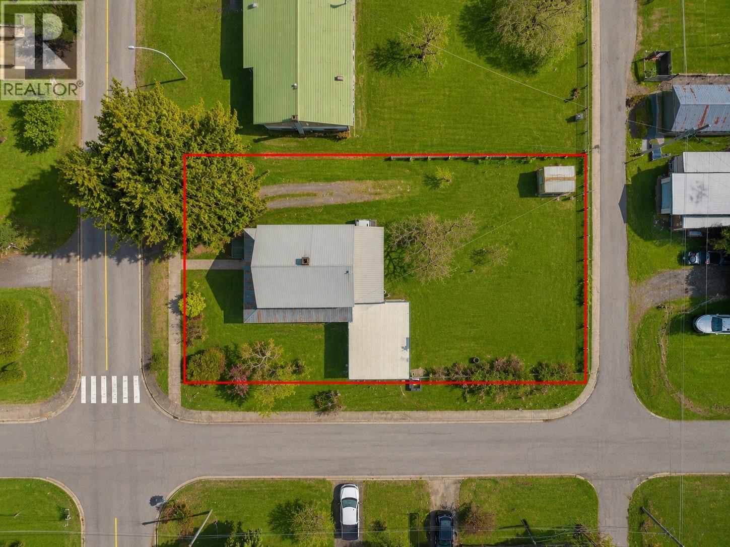 1202 First Street - Image 2