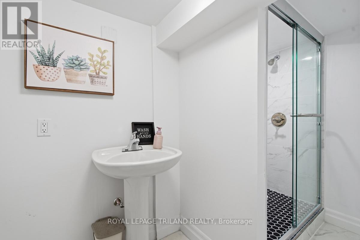 231 TAYLOR STREET - 27