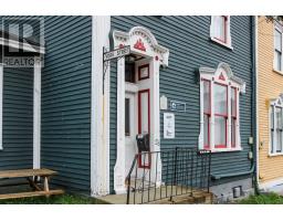 28 Cochrane Street thumbnail 4