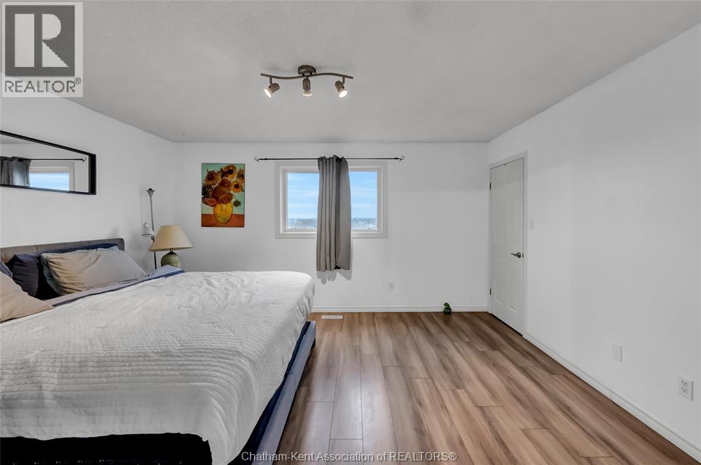 20 Phair CRESCENT - 20