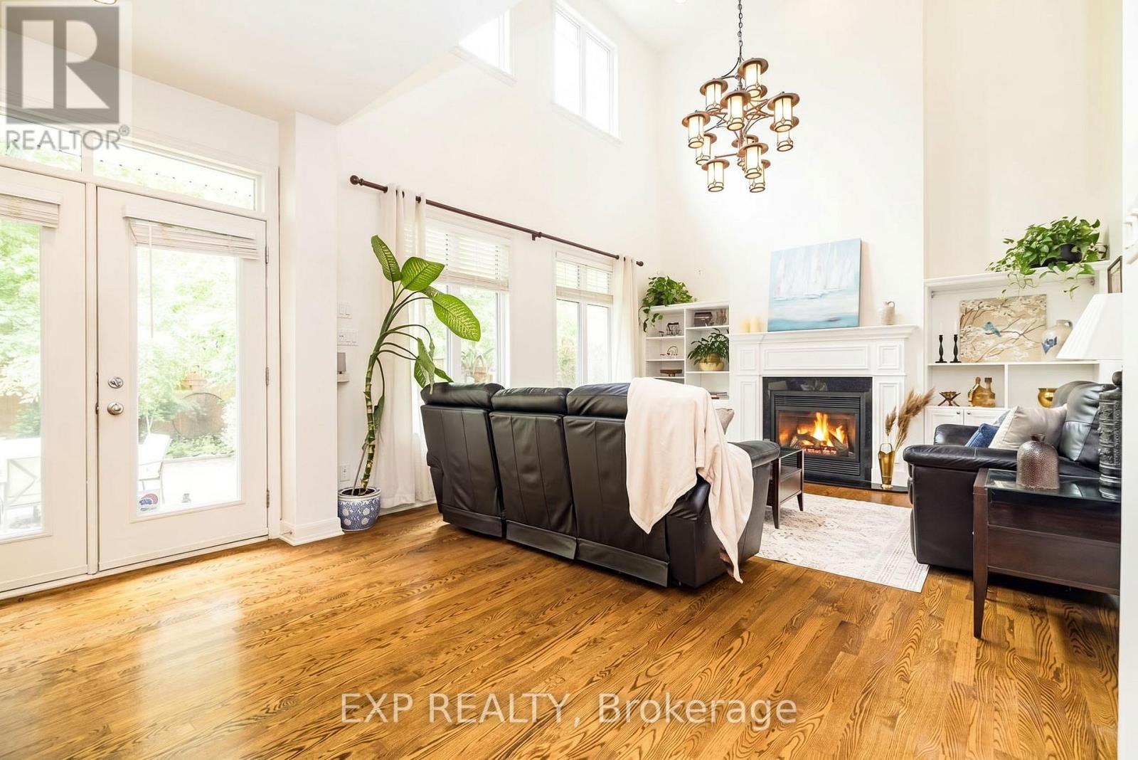36 OAKBRIAR CRESCENT - 15