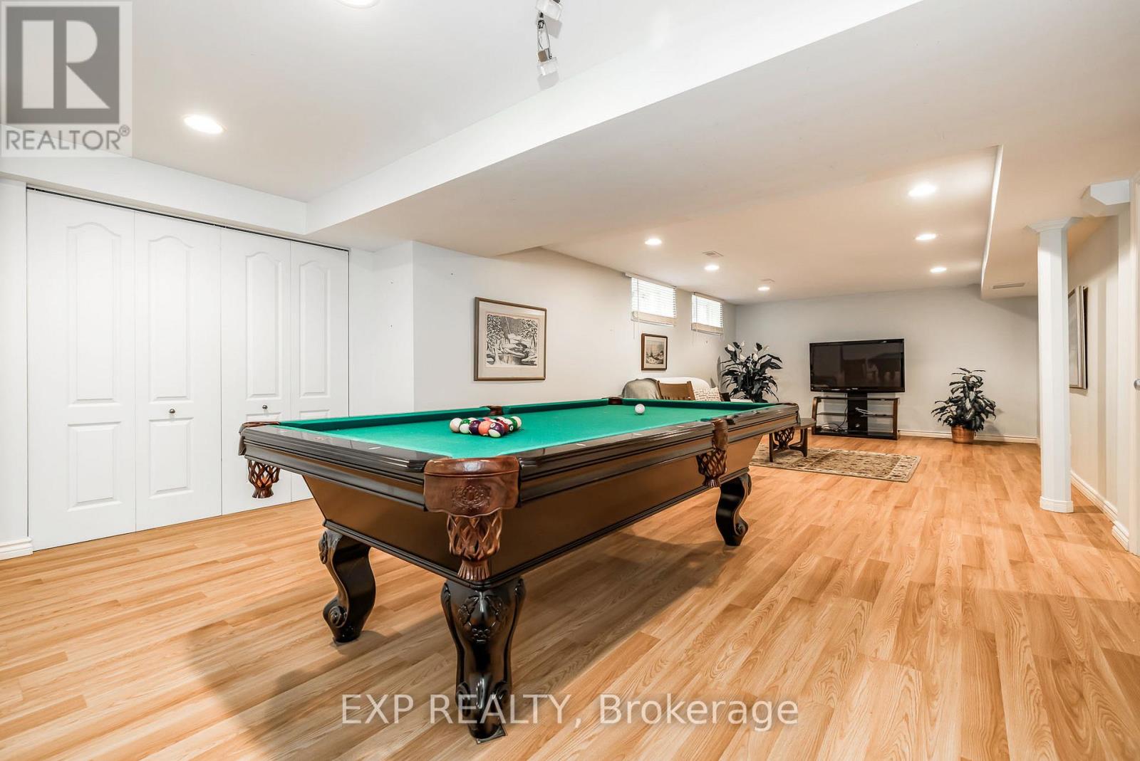 36 OAKBRIAR CRESCENT - 33