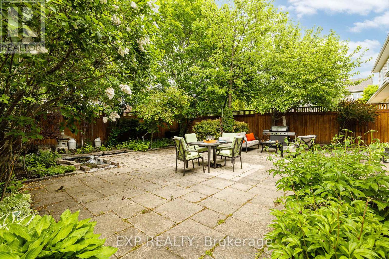 36 OAKBRIAR CRESCENT - 37