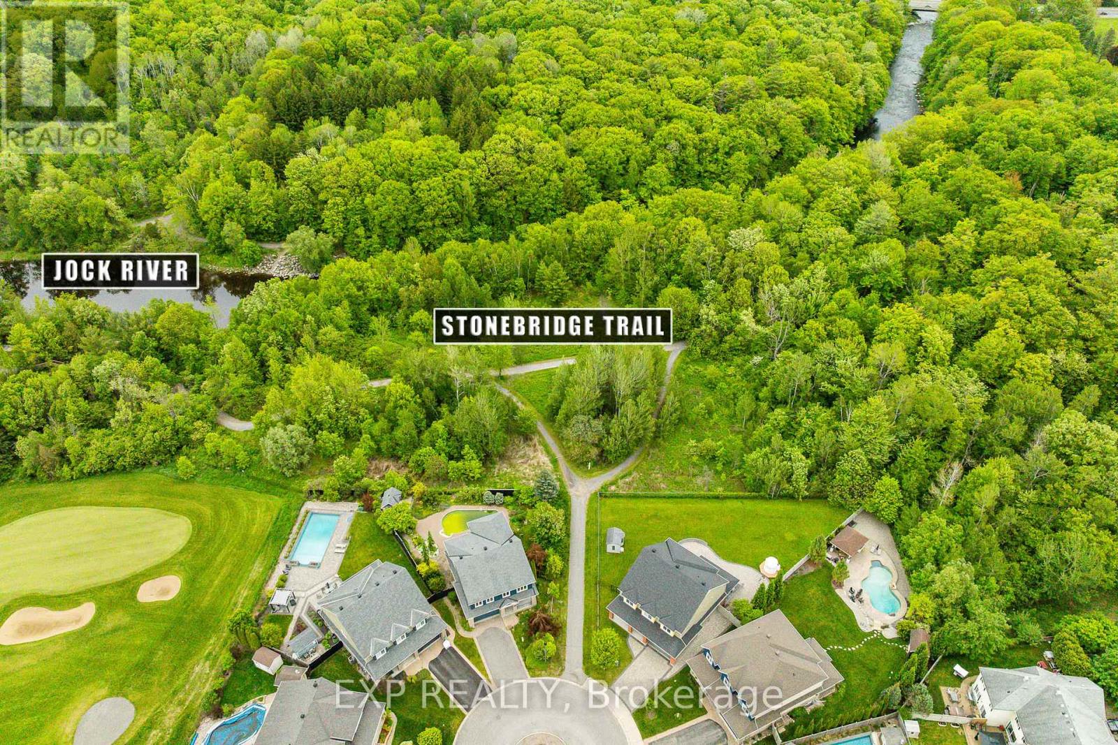 36 OAKBRIAR CRESCENT - 41