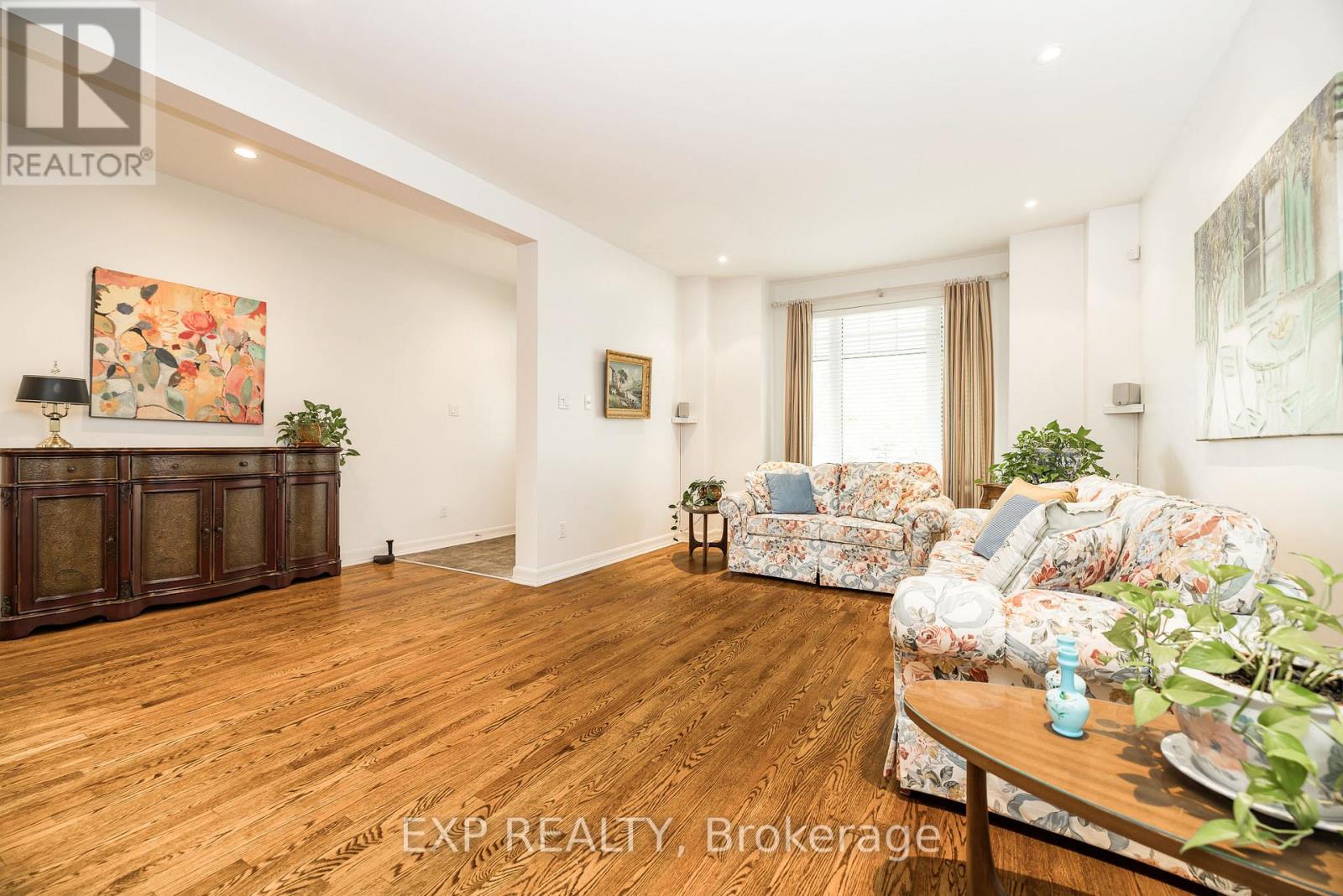 36 OAKBRIAR CRESCENT - 7
