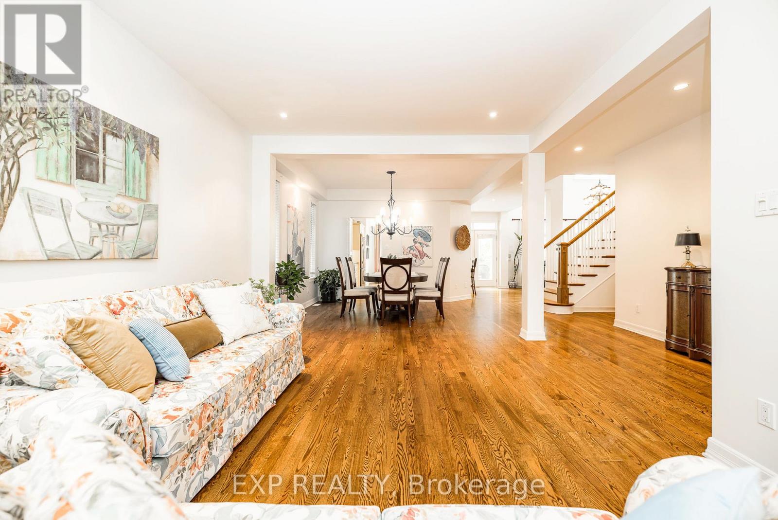 36 OAKBRIAR CRESCENT - 8