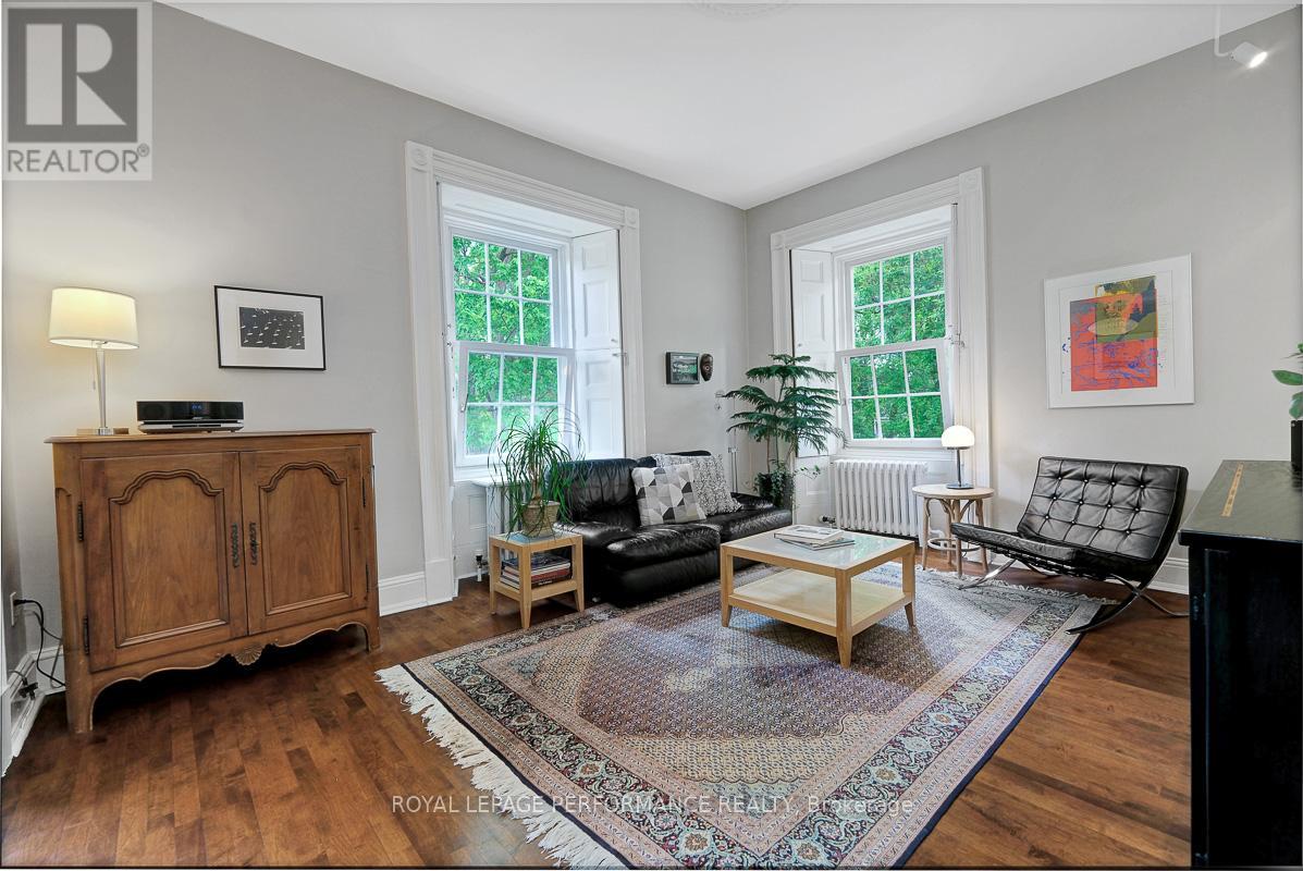 #3 315 DALY AVENUE - 5