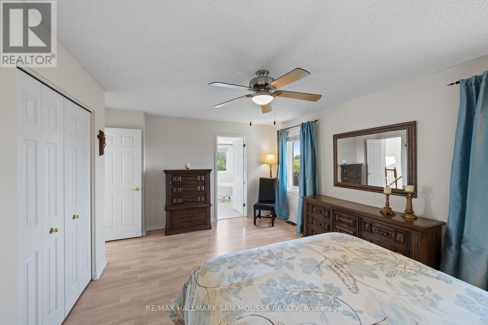 1 WILLOW GLEN DRIVE - 25