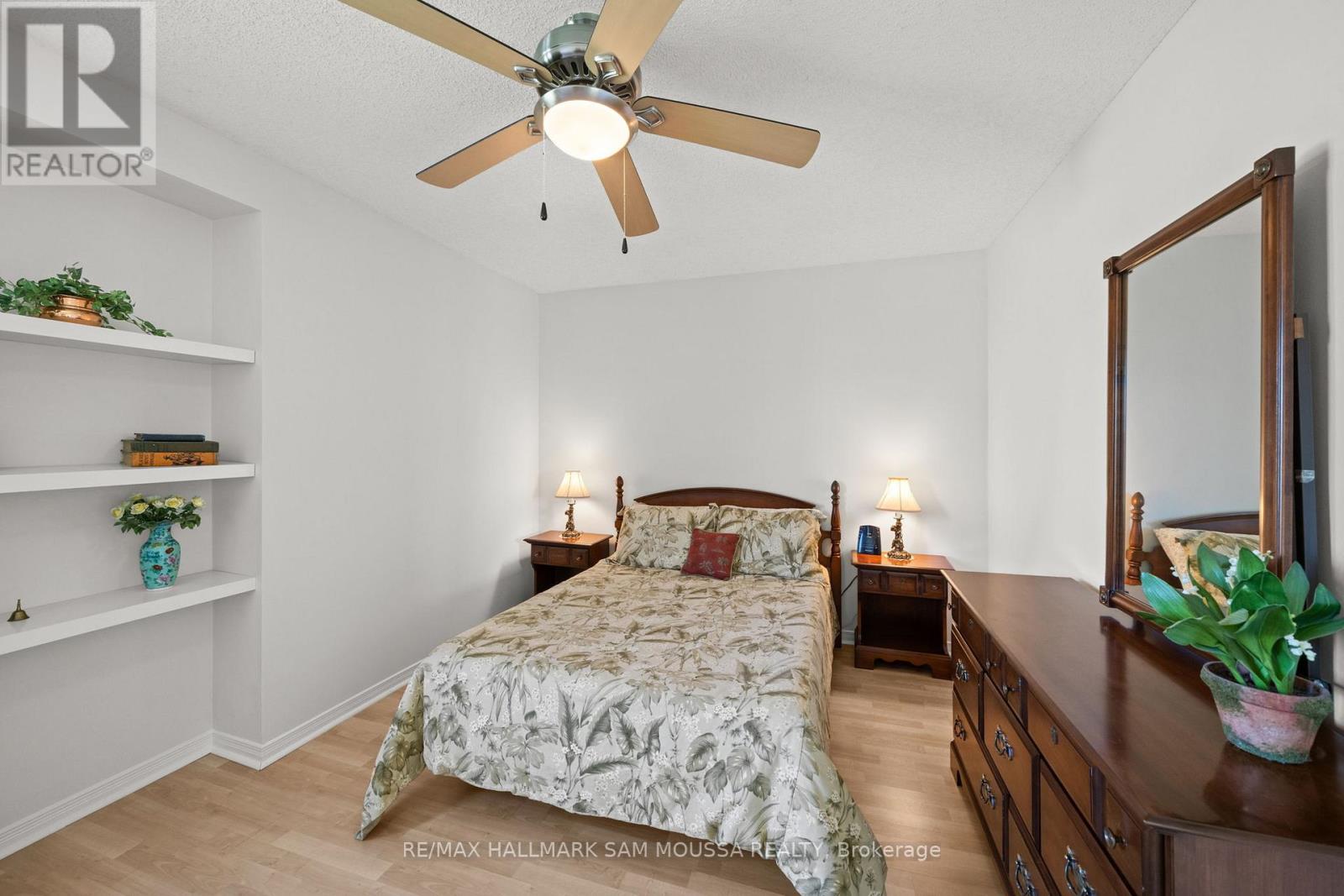 1 WILLOW GLEN DRIVE - 31