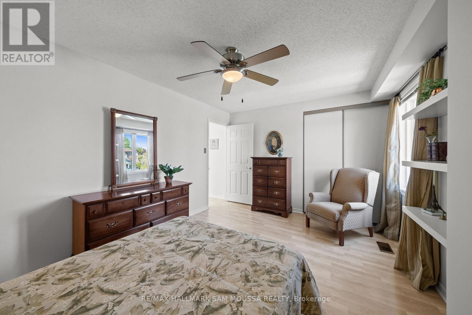 1 WILLOW GLEN DRIVE - 32