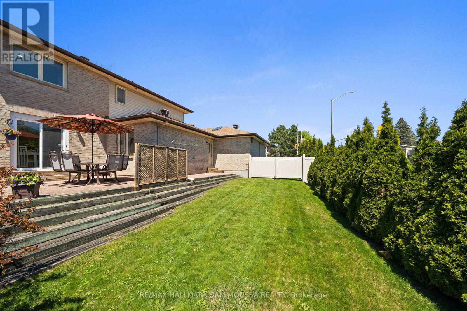 1 WILLOW GLEN DRIVE - 38