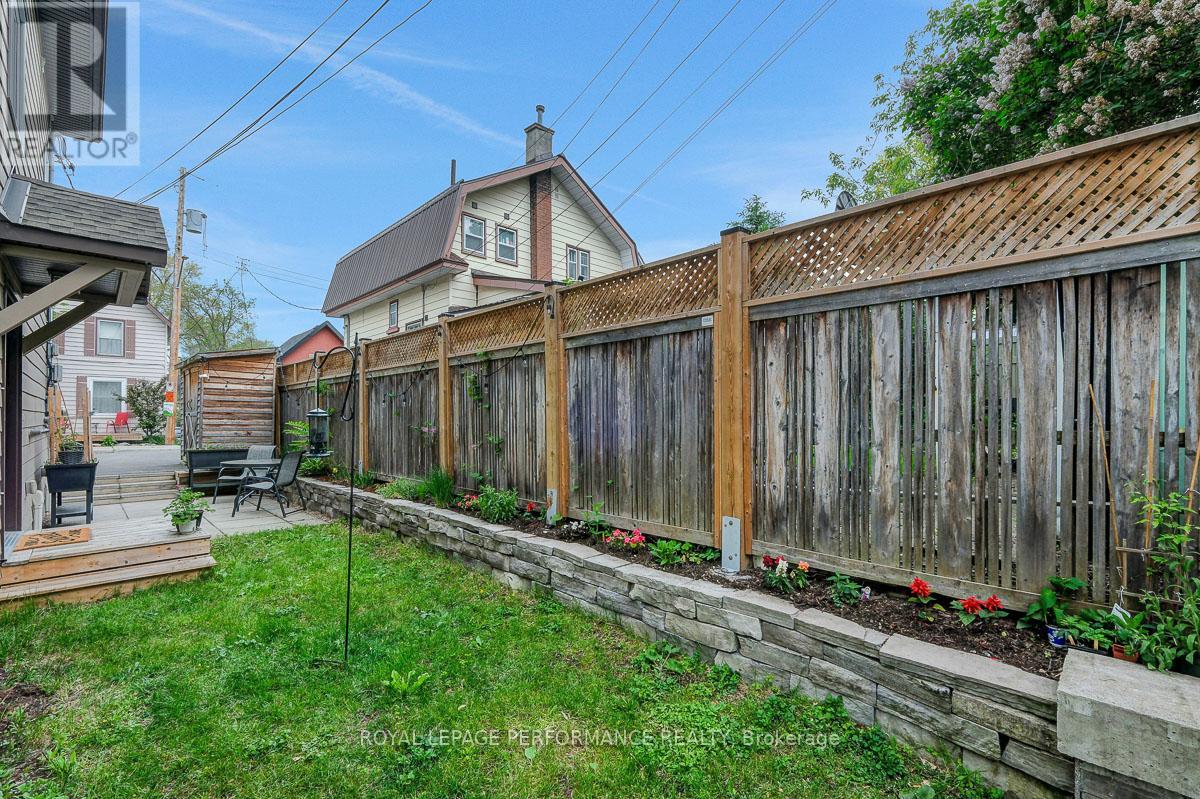 6 HILDA STREET - 28