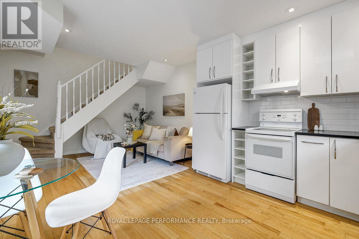6 HILDA STREET - 35