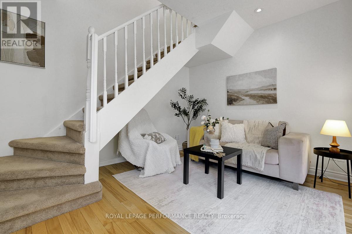 6 HILDA STREET - 36