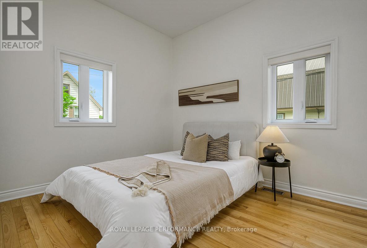 6 HILDA STREET - 39