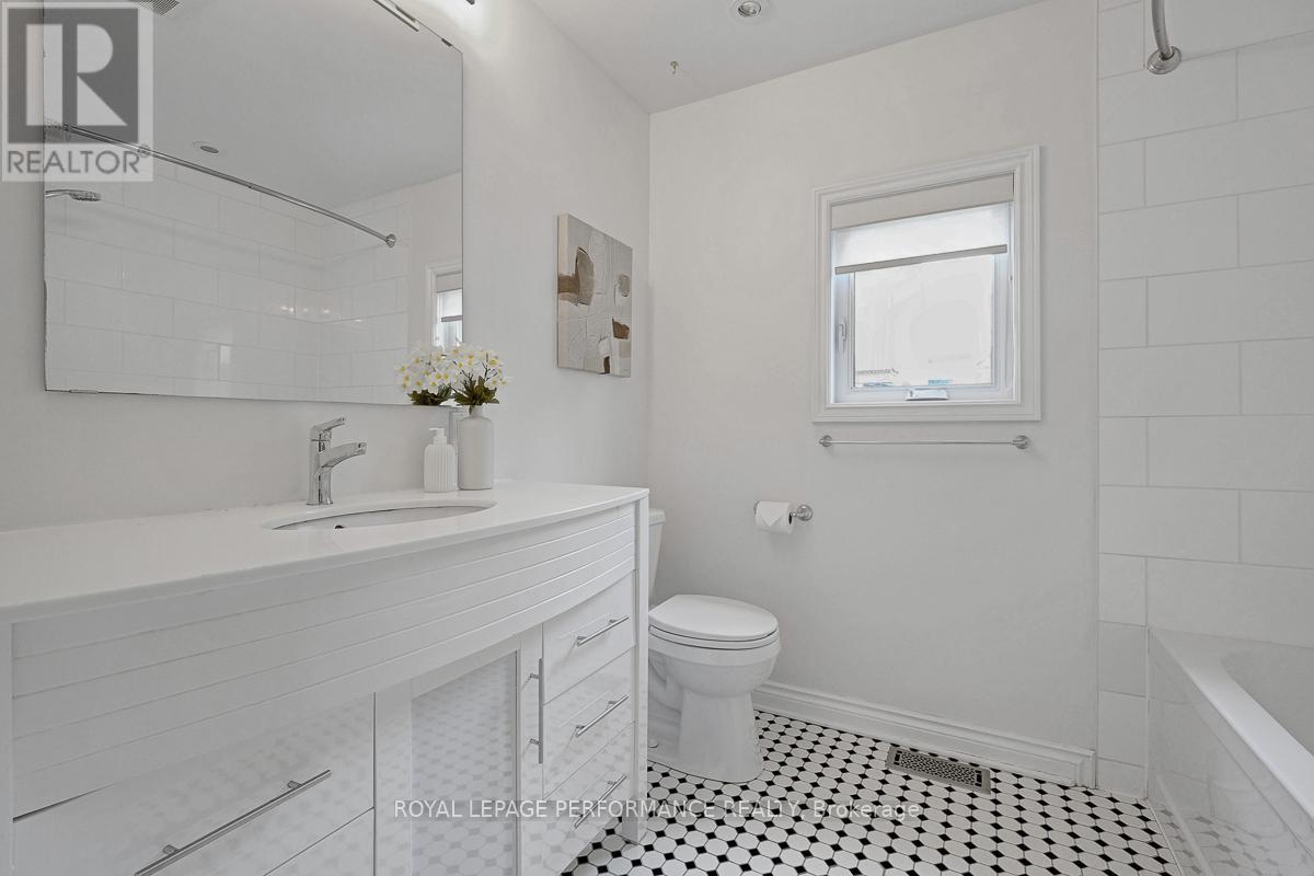 6 HILDA STREET - 41