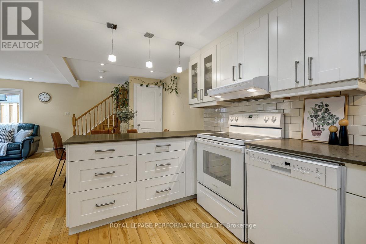 6 HILDA STREET - 7