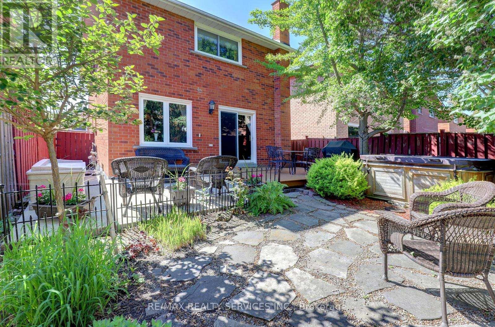14 KINTYRE STREET - 45