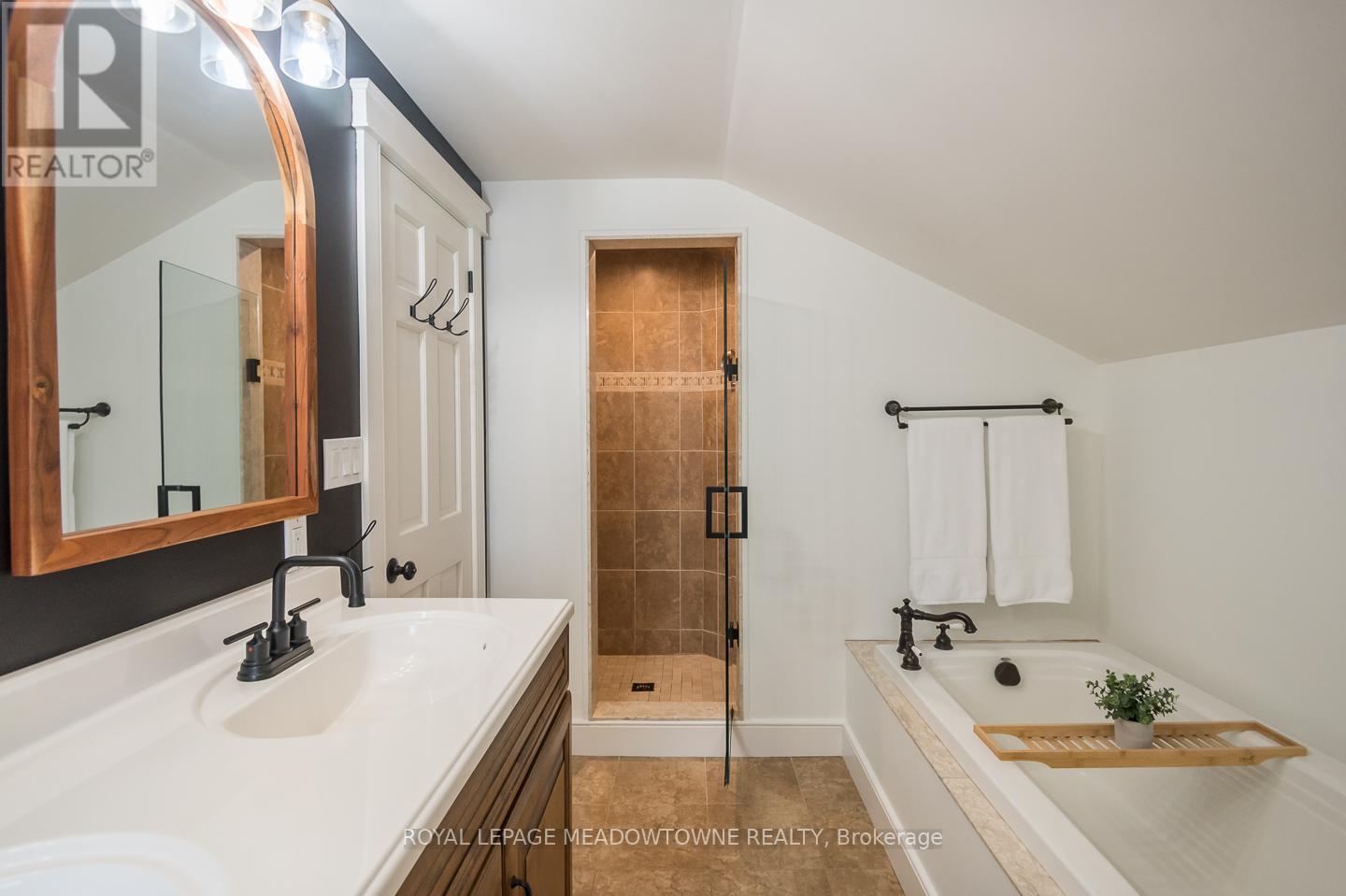 10761 GUELPH LINE - 30