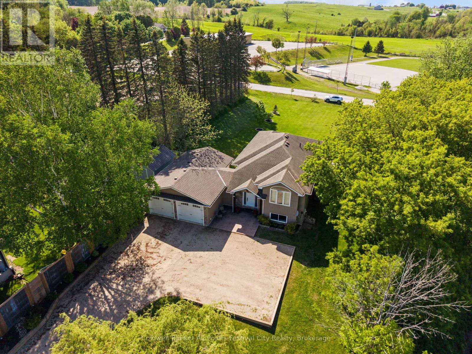 438 ROSS STREET - 5
