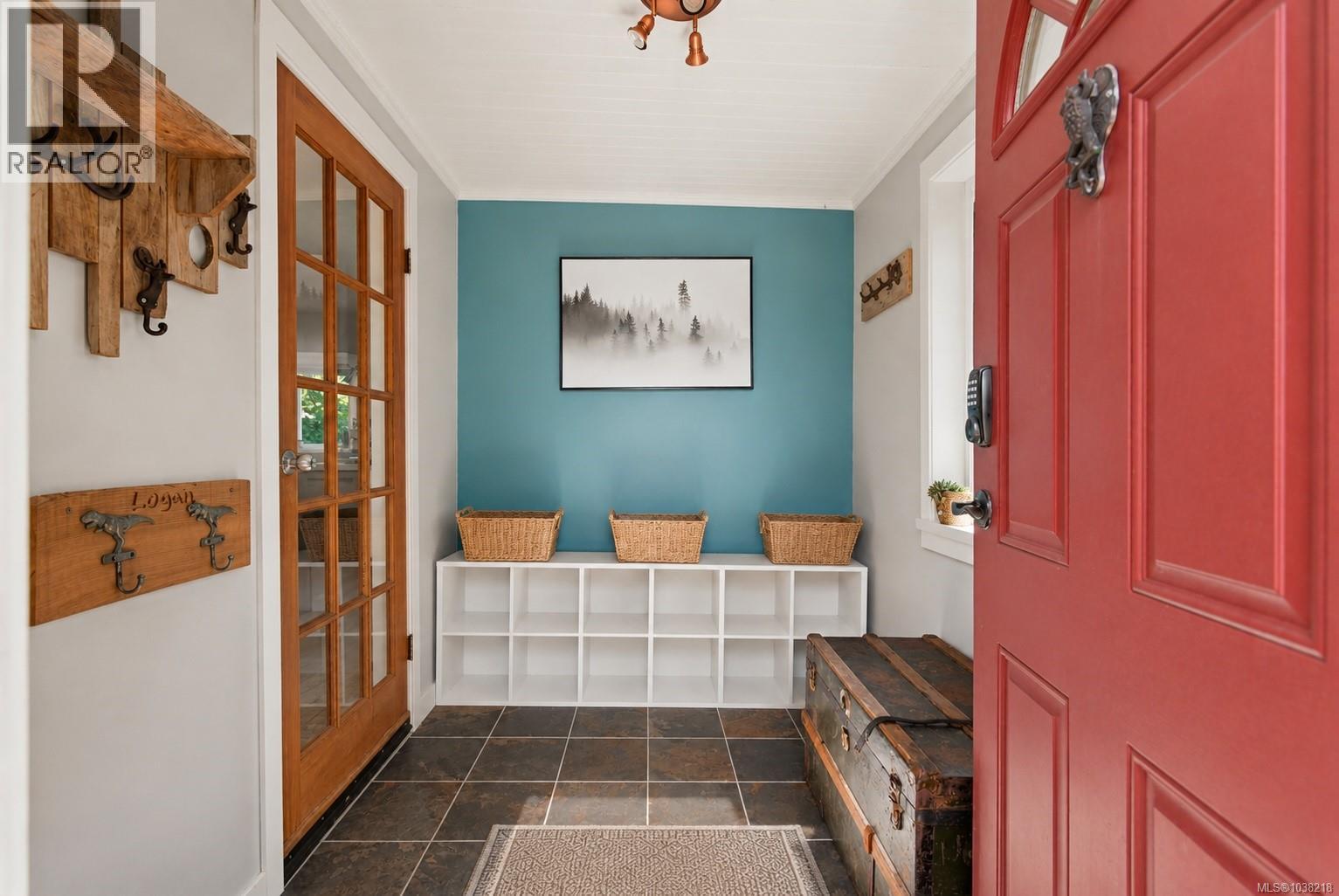 37 Cowichan Ave W - 10