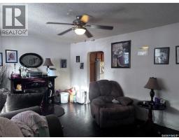 333 5th Avenue Se, Weyburn, SK S4H1Y4 Photo 13