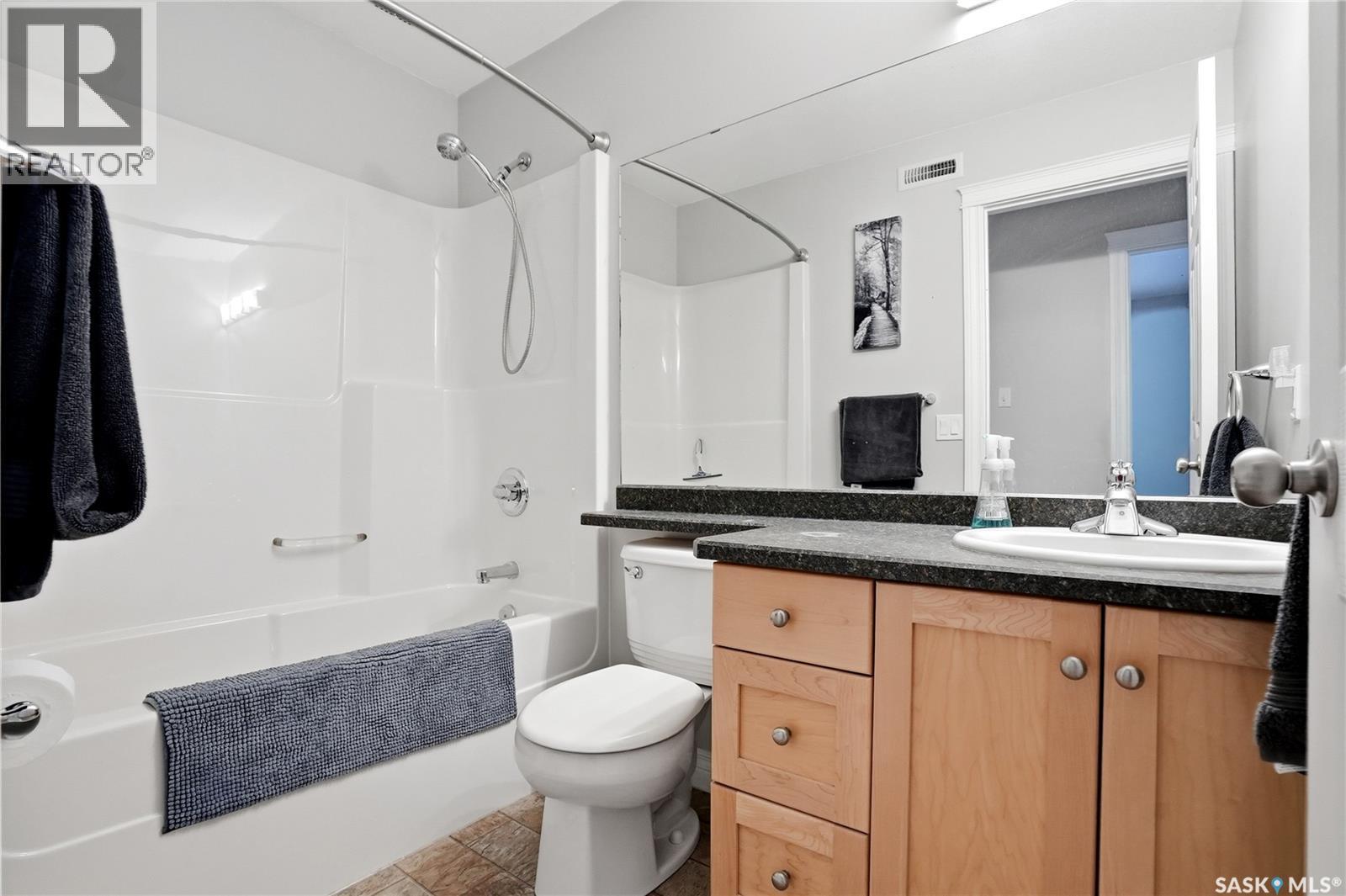 469 Brooklyn CRESCENT - 24