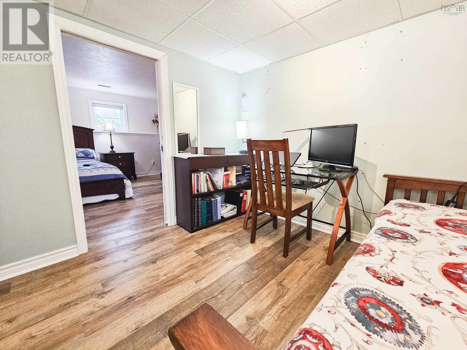 3896 311 Highway - 26