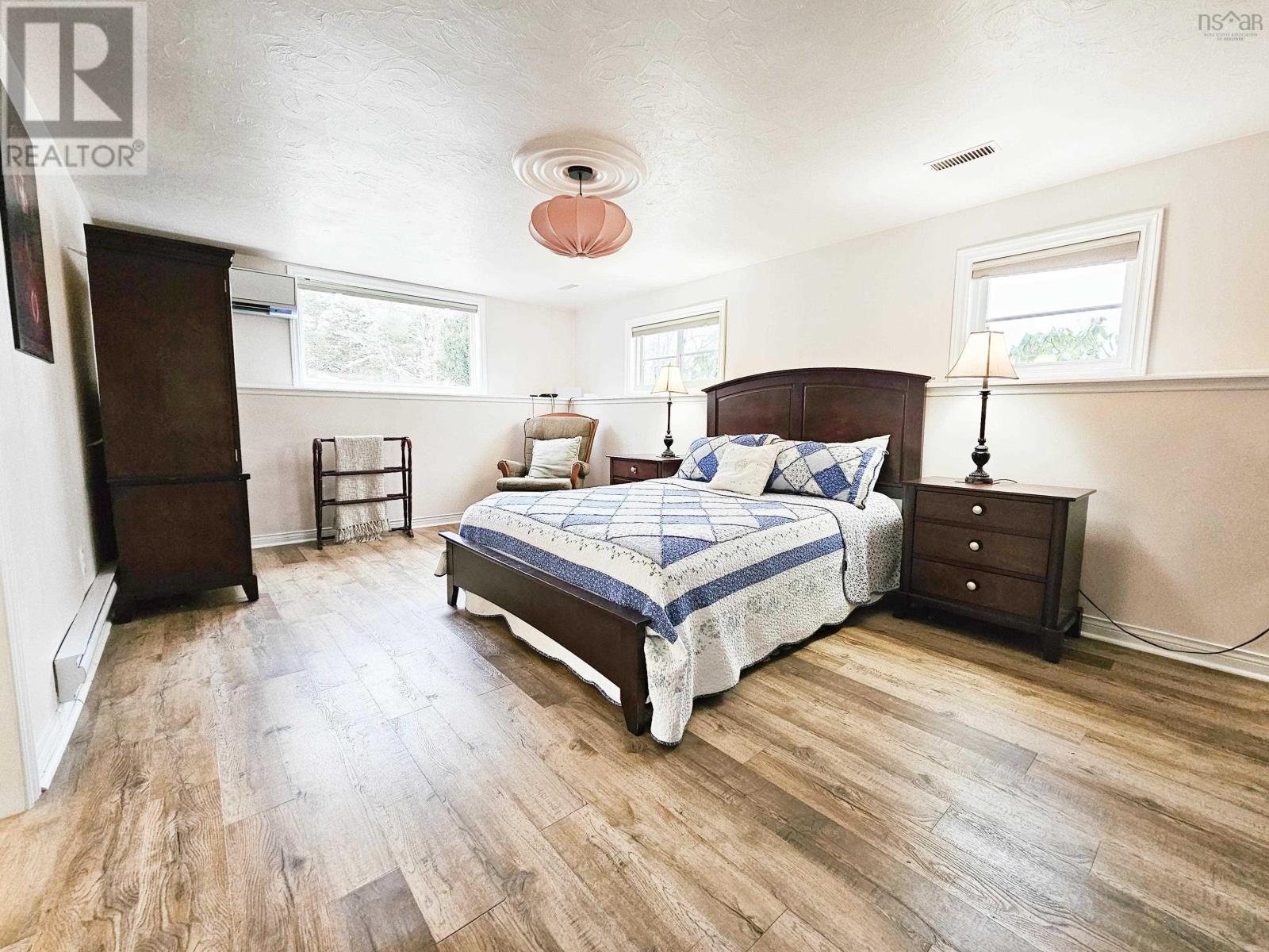 3896 311 Highway - 23