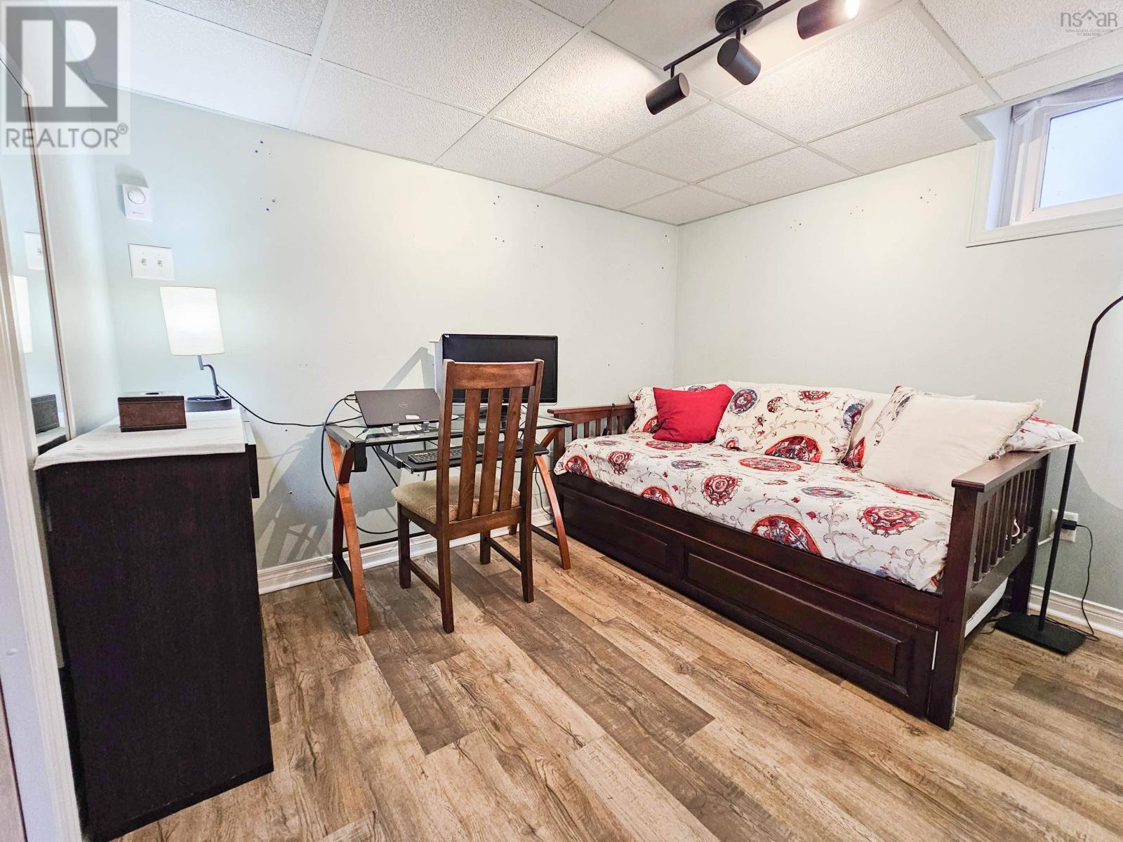 3896 311 Highway - 27