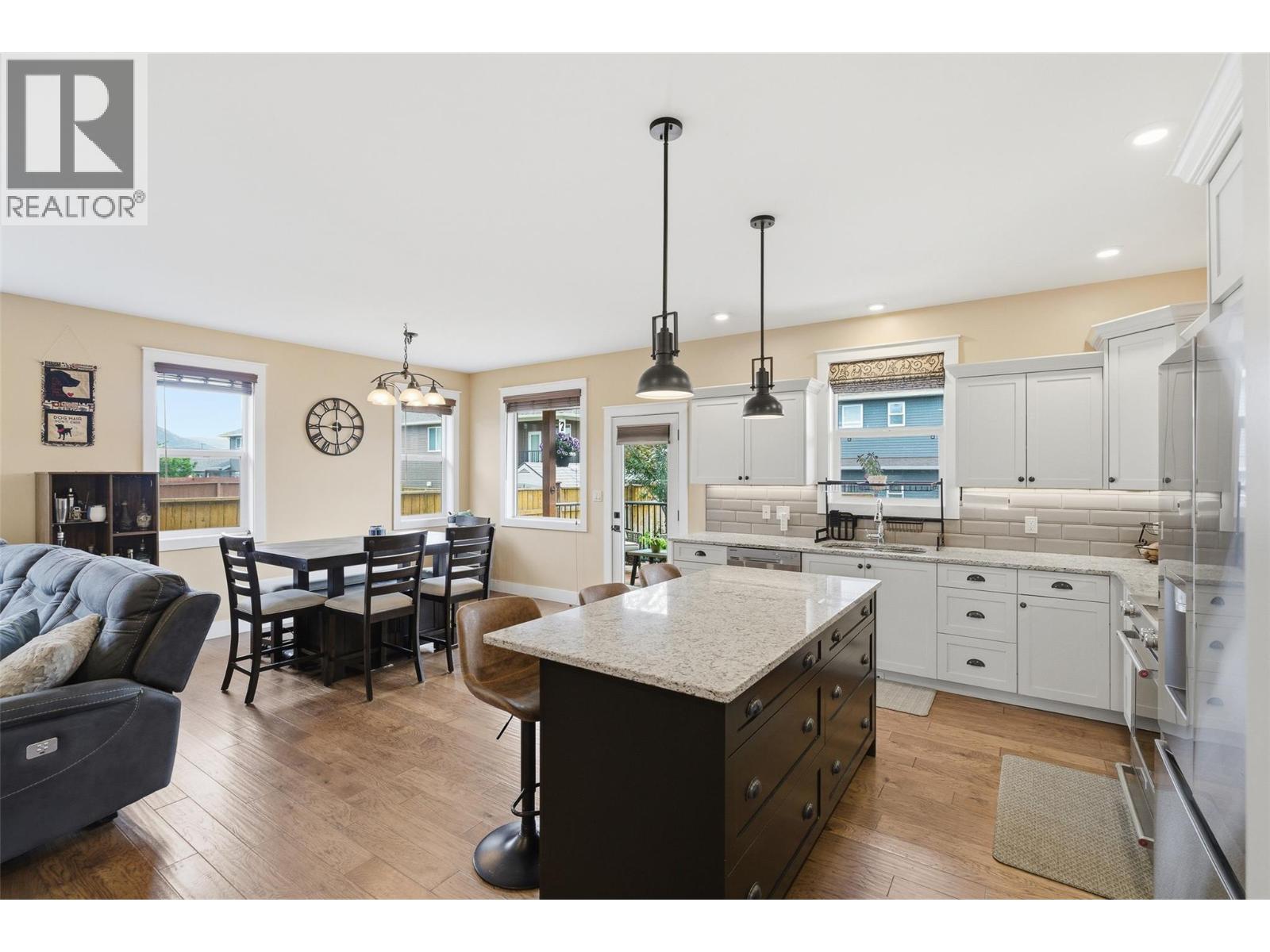 3010 HILTON Drive, Merritt